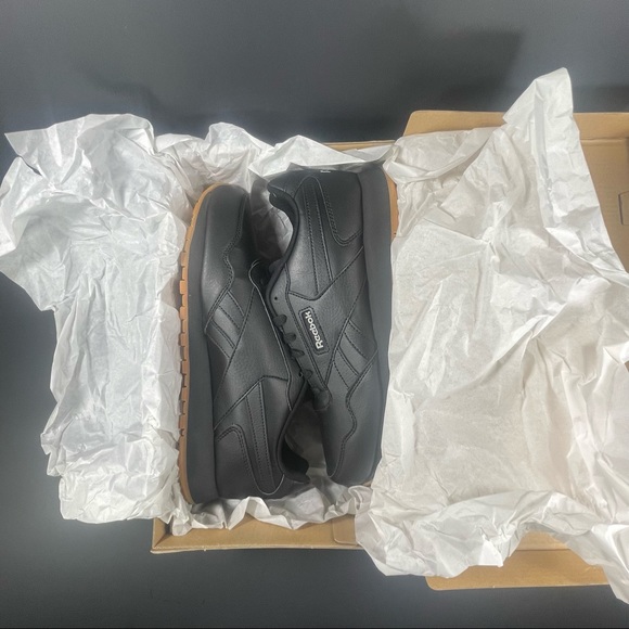 Reebok Classic Harman Leather Sneakers | Black (Men’s 8)(Women’s 9.5) - Picture 9 of 10